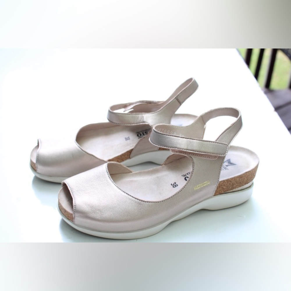Mephisto Orphea   Sandals - Picture 8 of 12